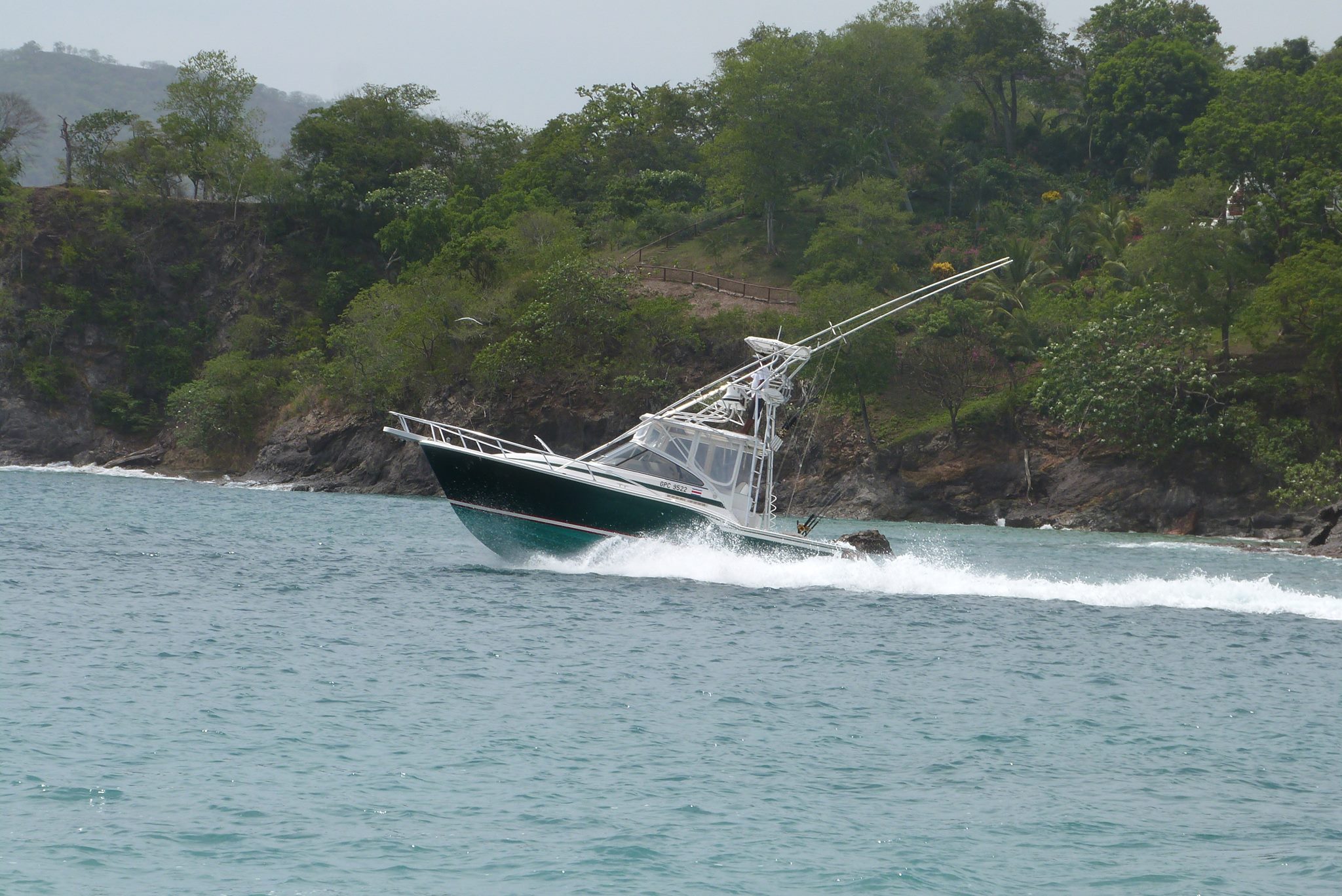 32 ft. Blackfin Express, Runaway, Playa Flamingo and Tamarindo by CR  Fishing Charters