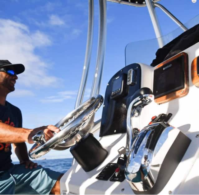 22 Feet SeaHunt Fishing Charter