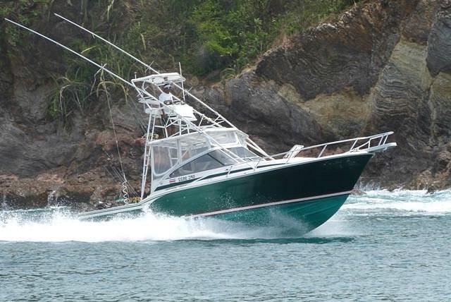 32 ft. Blackfin Express, Runaway, Playa Flamingo and Tamarindo by CR  Fishing Charters